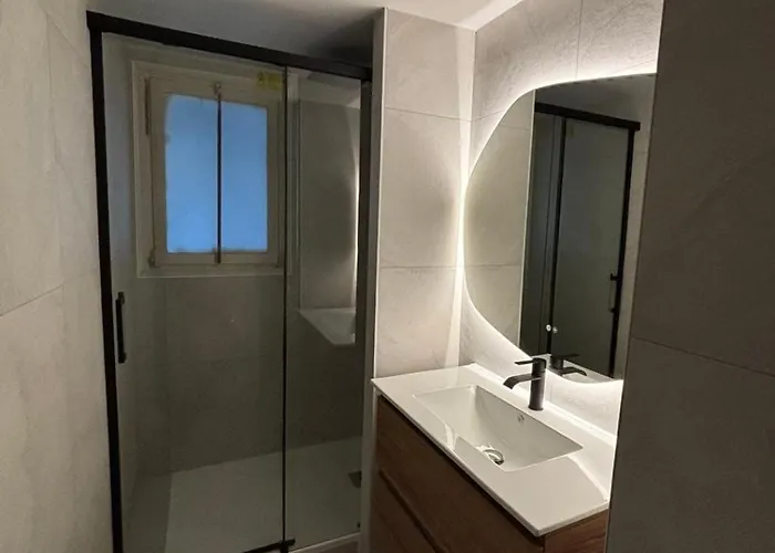 דירה 1 לאבאל